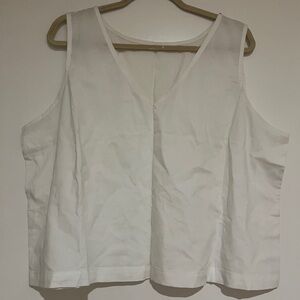 Women’s White Sleeveless Top
